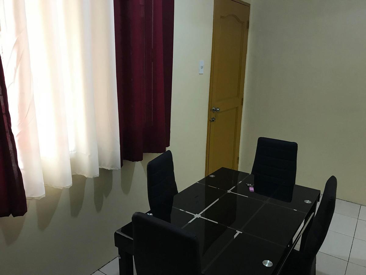 Rv3 Transient House Hotel Angeles Buitenkant foto